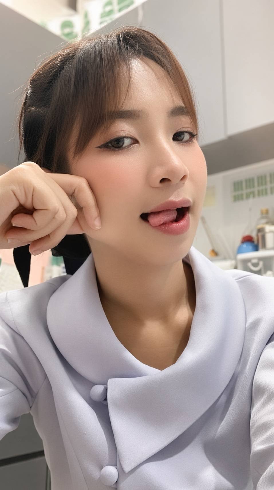 รูปที่ 4 จาก 4 ของ น้องชมพู (Chompoo) จากคลองเตย, กรุงเทพมหานคร