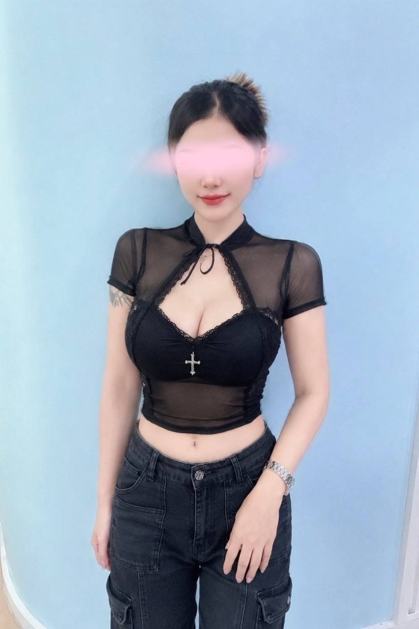 Profile photo of Tangmo แตงโม from Huai Khwang, Bangkok