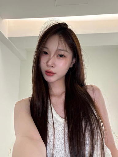 Profile photo of ไอริ from Huai Khwang, Bangkok