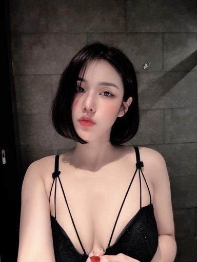 Profile photo of Luna 林若娜  from Khlong Toei, Bangkok