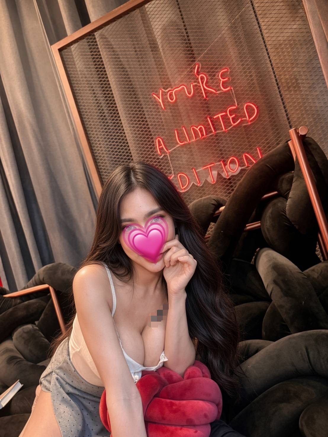 Profile photo of Milk from Huai Khwang, Bangkok - Verified