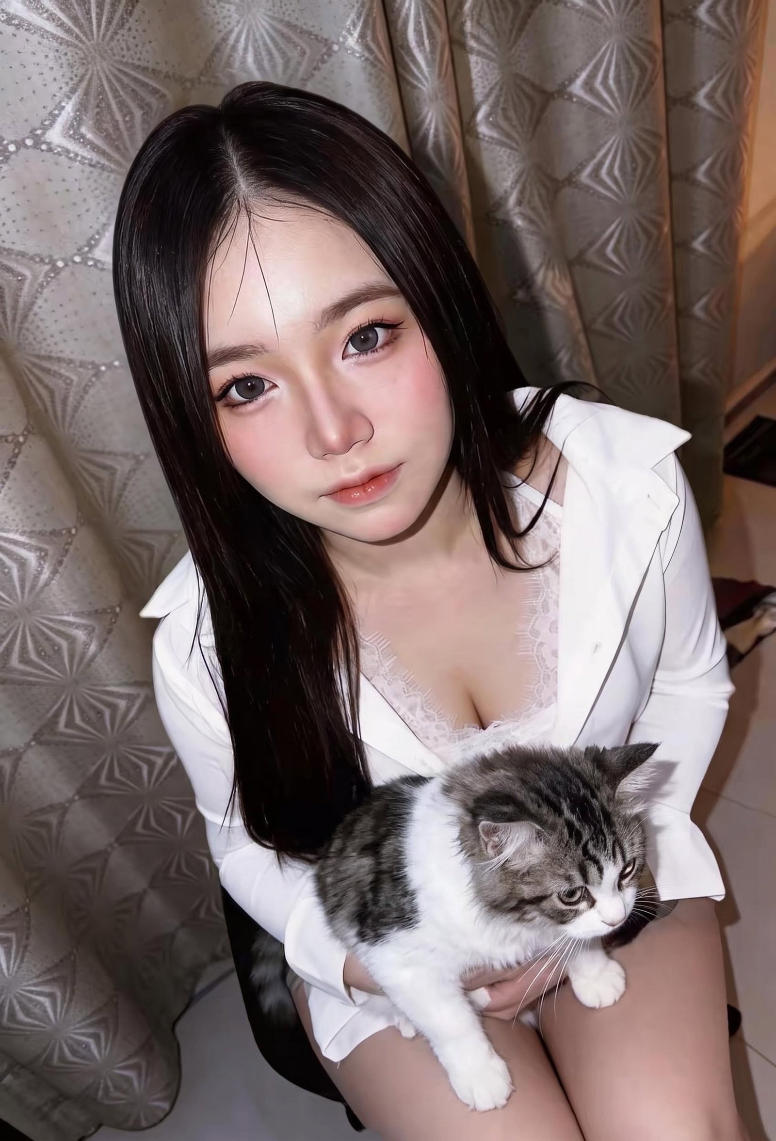 รูปที่ 2 จาก 6 ของ พลอย พลอย จากบางเขน, กรุงเทพมหานคร
