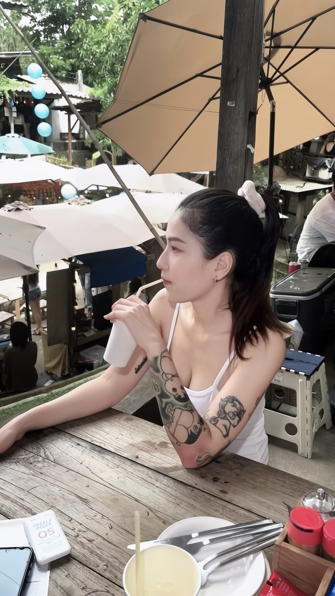Photo 5 of 5 of เพอล่า from Bueng Kum, Bangkok