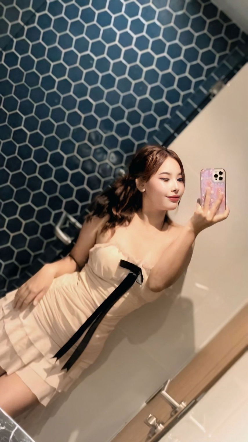 Photo 1 of 4 of น้องอากิ (Aki) from Khlong Toei, Bangkok