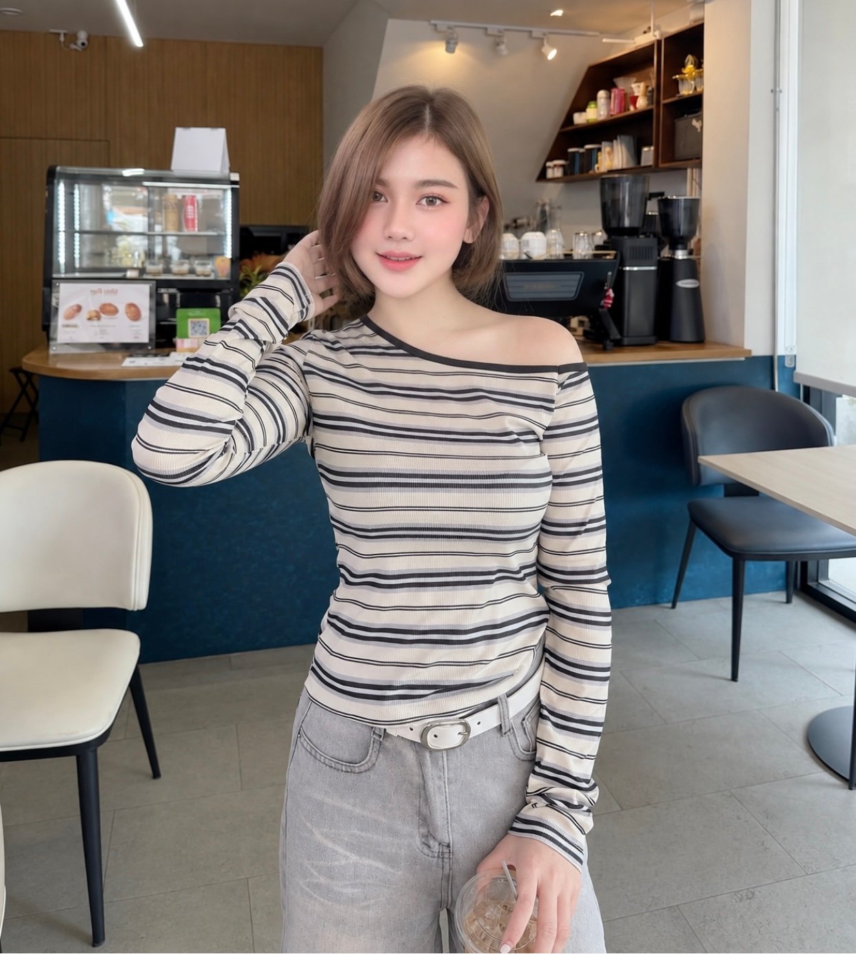 Photo 4 of 5 of น้องอิง from Mueang Nonthaburi, Nonthaburi