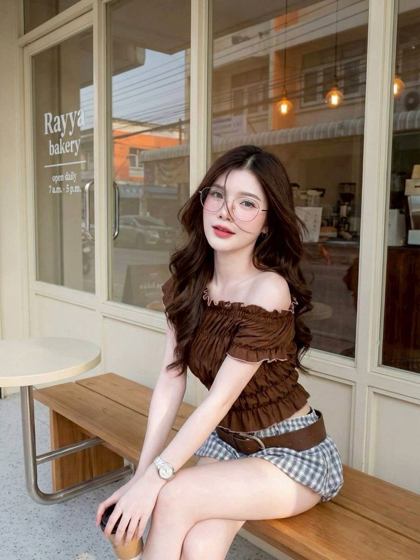 Photo 1 of 4 of ยูจิน from Bang Khae, Bangkok