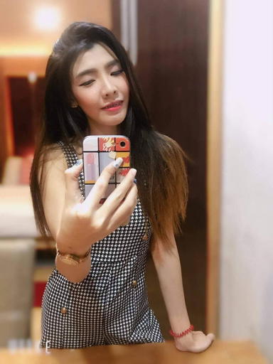 Profile photo of  น้องแพนด้า from Phaya Thai, Bangkok - Verified