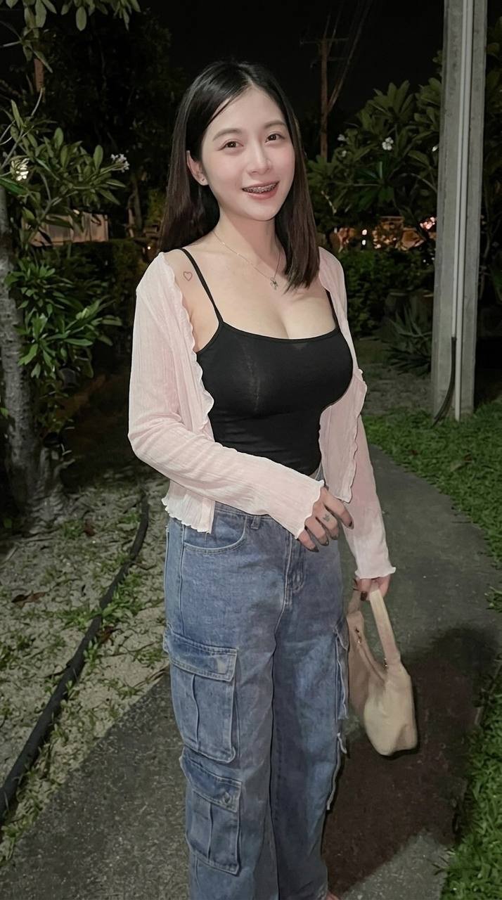 Photo 4 of 5 of ราเชล from Bang Khae, Bangkok