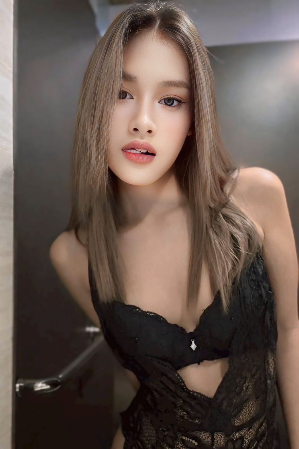 Profile photo of น้องเบนซ์ (Benz) from Khlong Toei, Bangkok - Verified