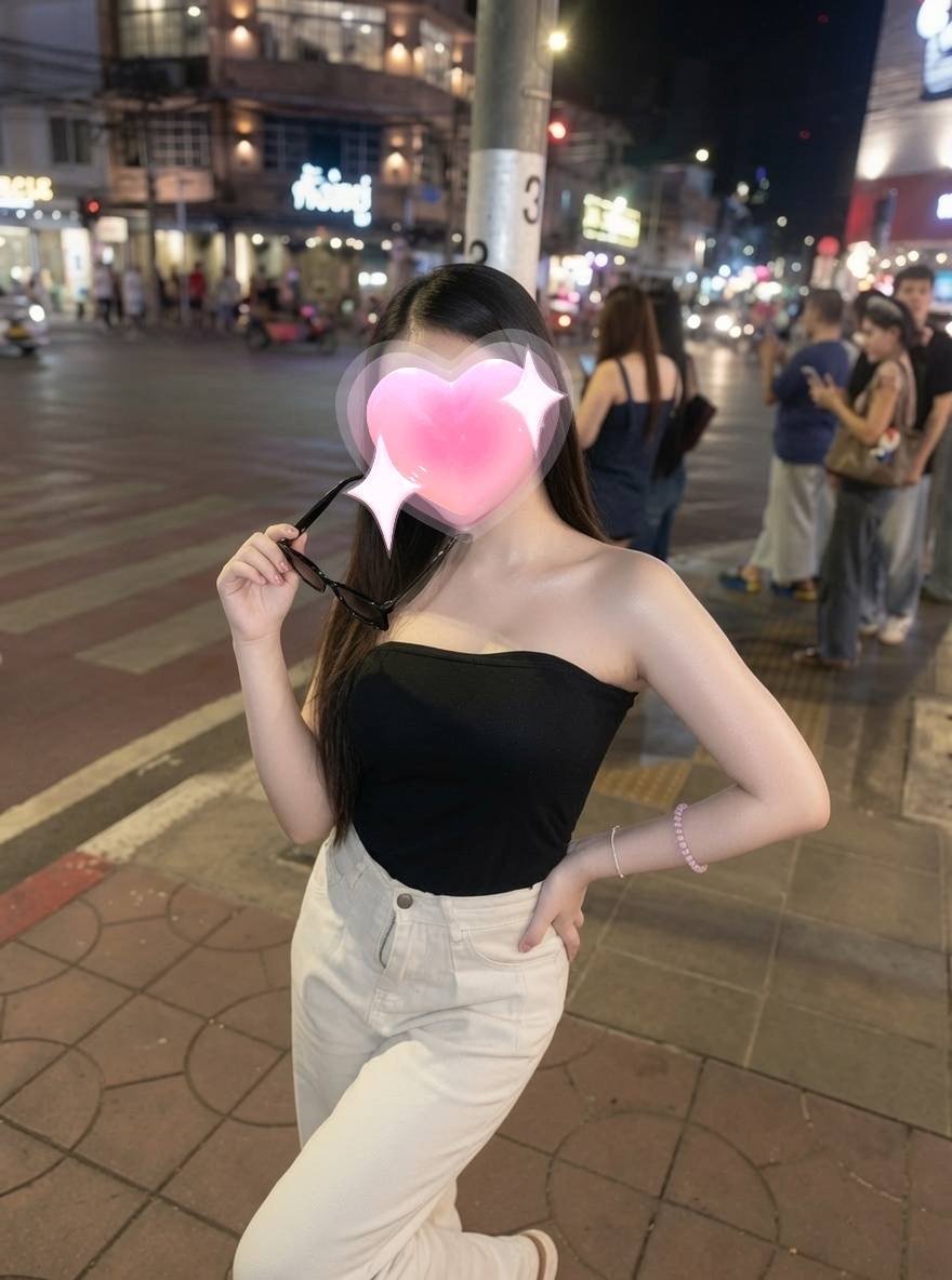 รูปที่ 2 จาก 4 ของ Tita จากคลองเตย, กรุงเทพมหานคร