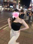 Photo 2 of 4 of Tita from Khlong Toei, Bangkok