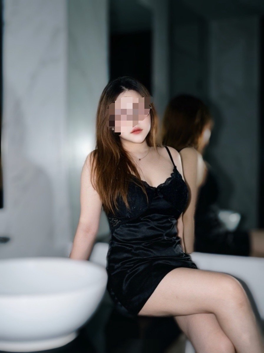 รูปที่ 4 จาก 5 ของ นาน่า (นักศึกษาพยาบาล) จากบางละมุง, ชลบุรี