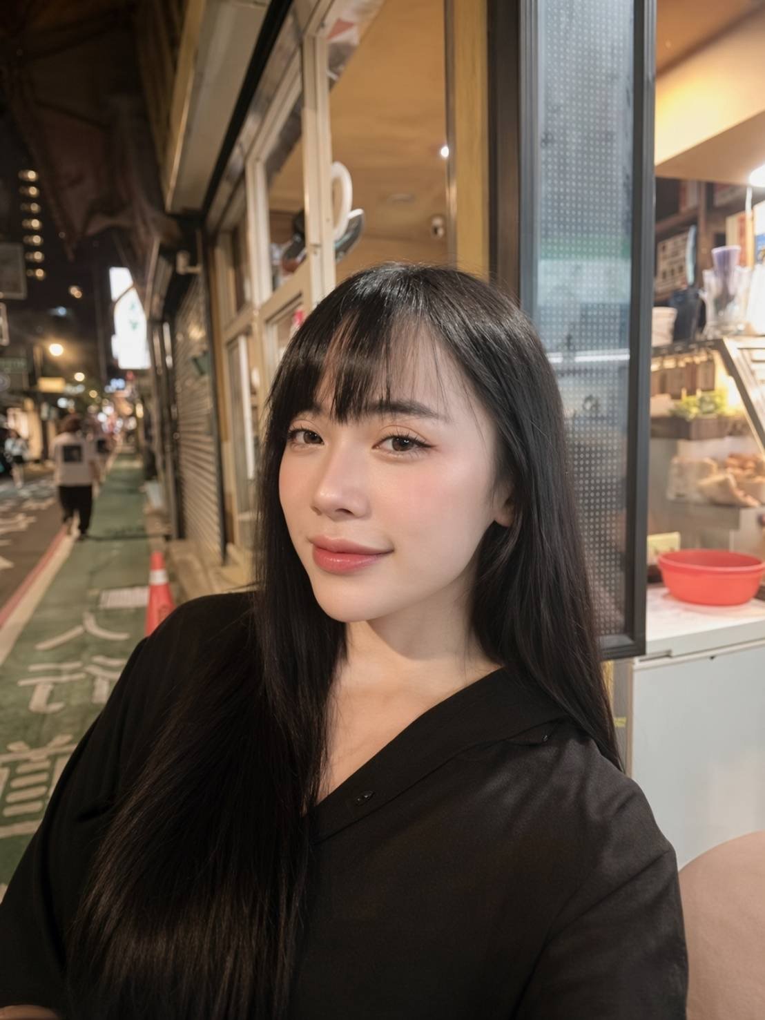 รูปที่ 2 จาก 4 ของ น้องแจน (Jan) จากคลองเตย, กรุงเทพมหานคร