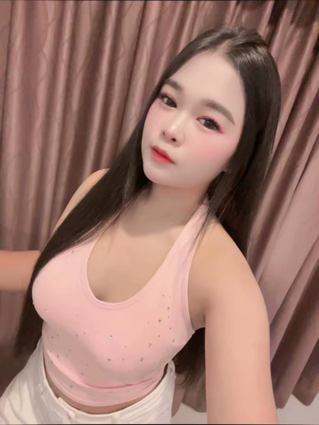 Profile photo of แอมมี่ from Din Daeng, Bangkok