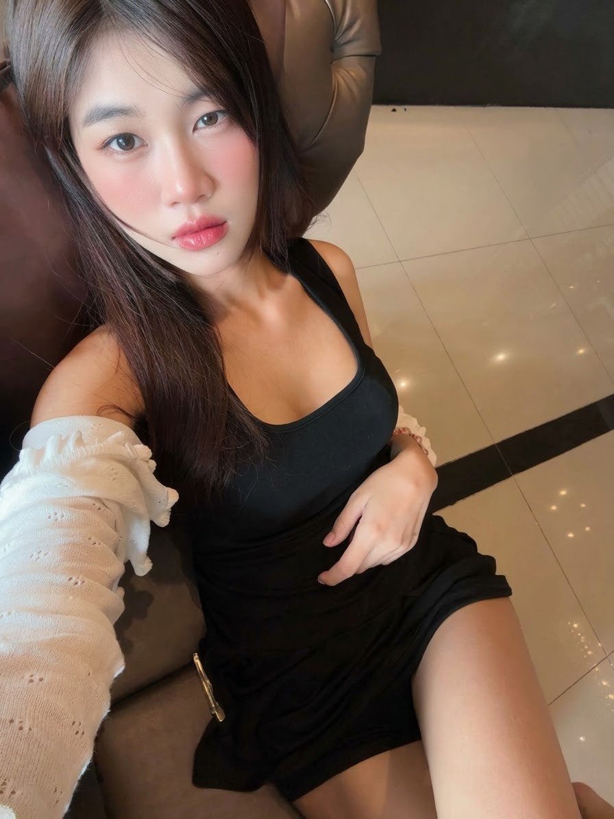 รูปที่ 3 จาก 4 ของ Niniu จากคลองเตย, กรุงเทพมหานคร