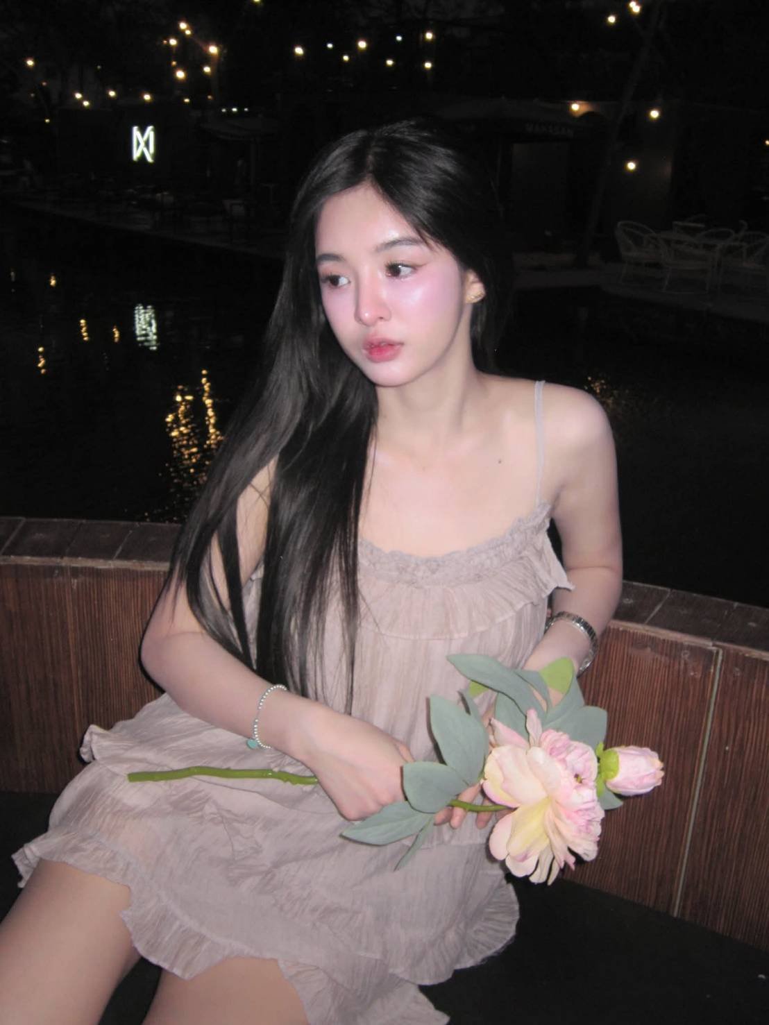 รูปที่ 2 จาก 4 ของ หมวยเล็ก จากบางแค, กรุงเทพมหานคร