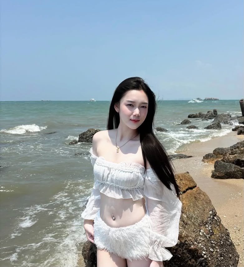 รูปที่ 3 จาก 4 ของ ไอริน 🌟พร้อมนัด จากห้วยขวาง, กรุงเทพมหานคร