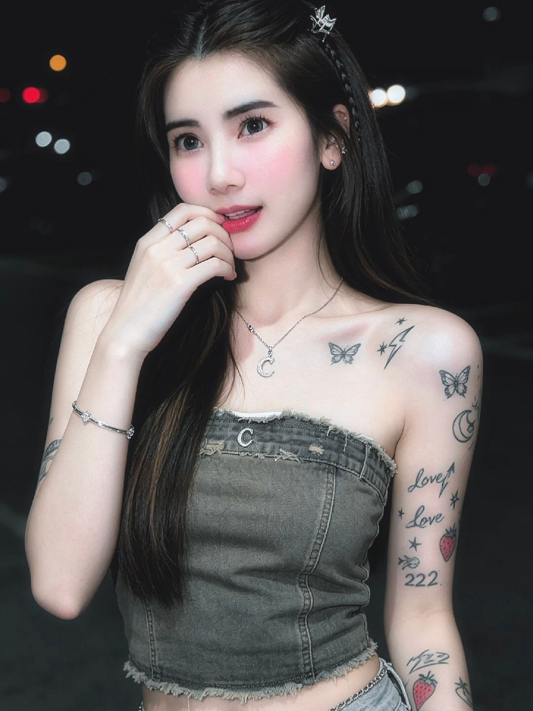 Photo 1 of 3 of สายฟ้า from Chachoengsao