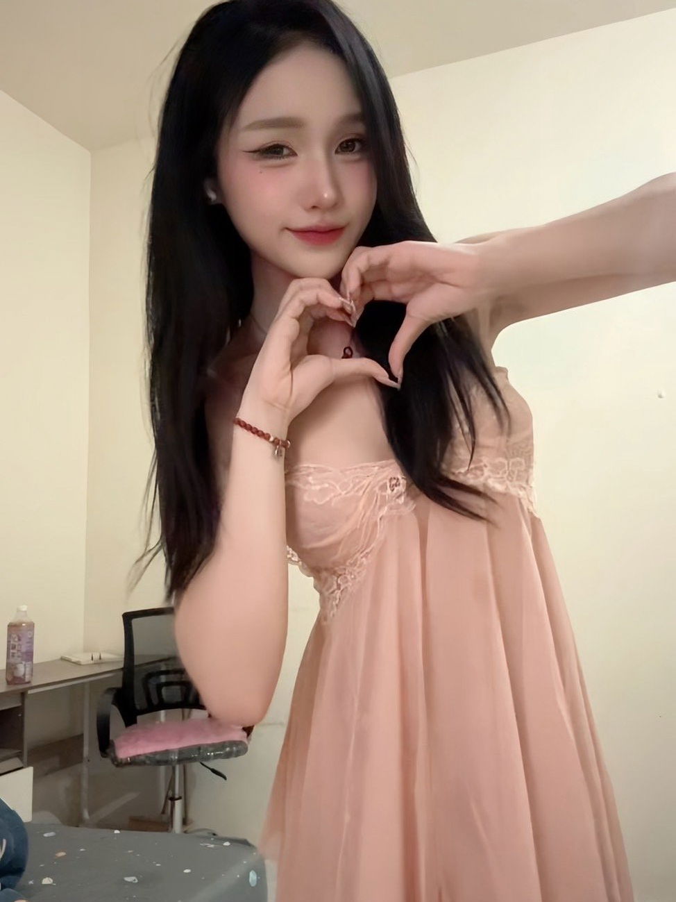 รูปที่ 1 จาก 4 ของ เฟยเฟย จากคลองเตย, กรุงเทพมหานคร
