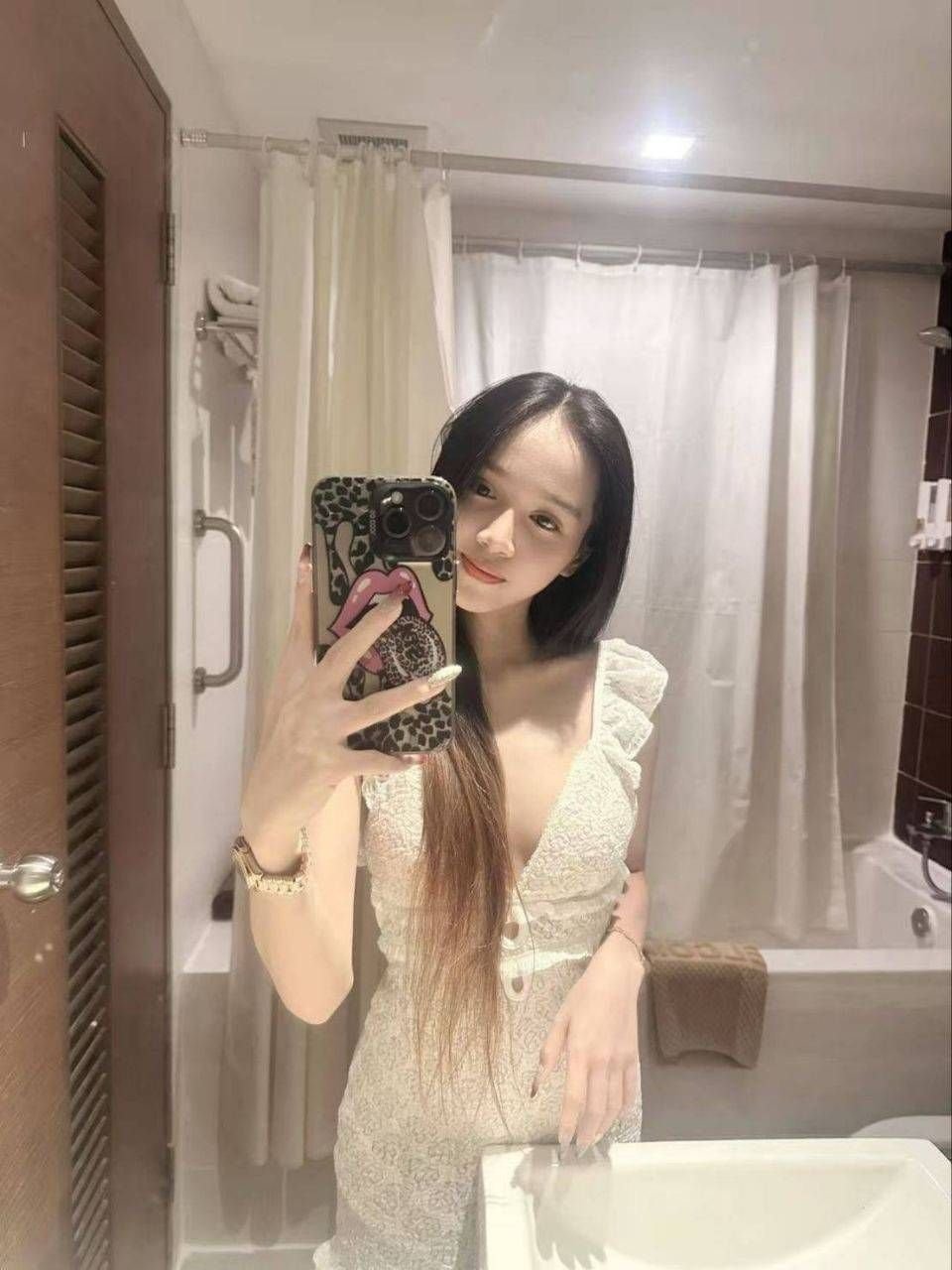 Photo 2 of 2 of ซี from Bang Na, Bangkok