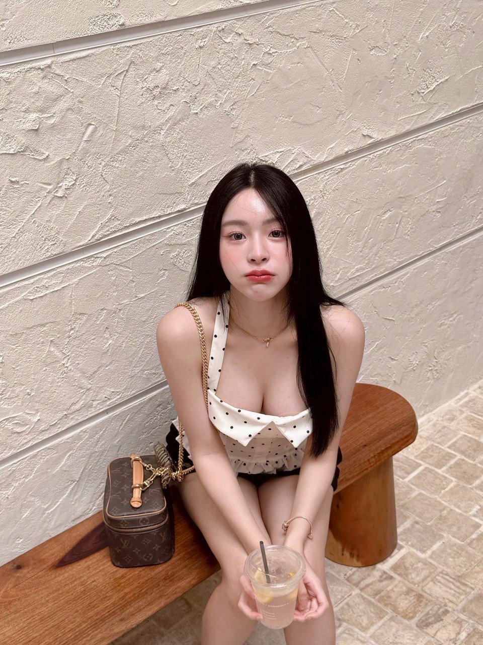 รูปที่ 3 จาก 4 ของ องุ่น จากห้วยขวาง, กรุงเทพมหานคร