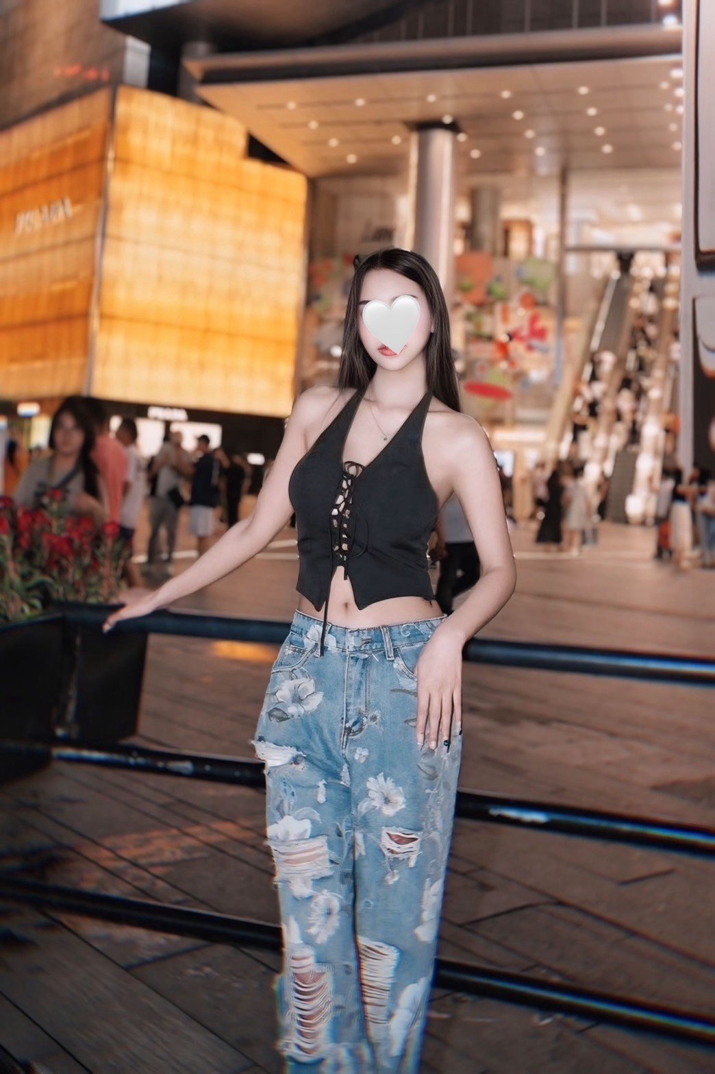 Photo 3 of 4 of Smile from Khlong Toei, Bangkok