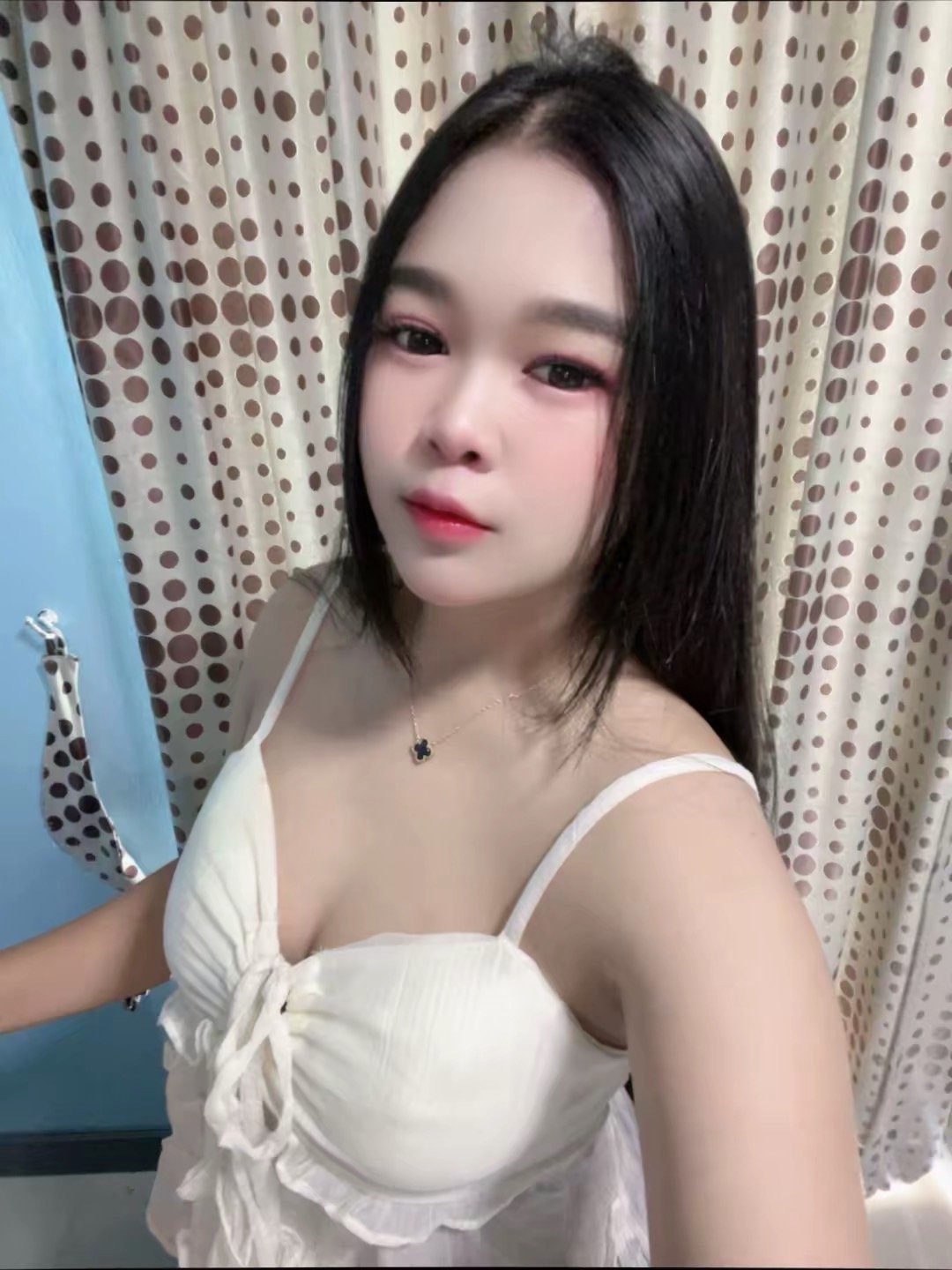 รูปที่ 2 จาก 4 ของ ยูริ  นักศึกษามารับพาสไทม์ จากห้วยขวาง, กรุงเทพมหานคร