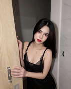 Photo 2 of 4 of น้องขนม (Kanoom) from Khlong Toei, Bangkok