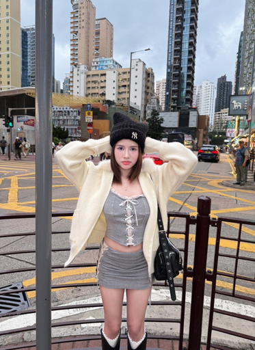 Profile photo of แบมแบม from Khlong Toei, Bangkok - Verified