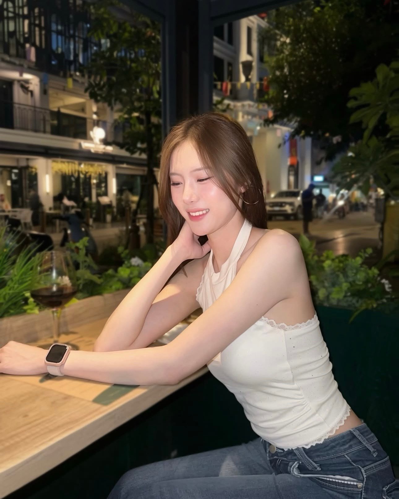 Photo 4 of 5 of เมษา from Huai Khwang, Bangkok