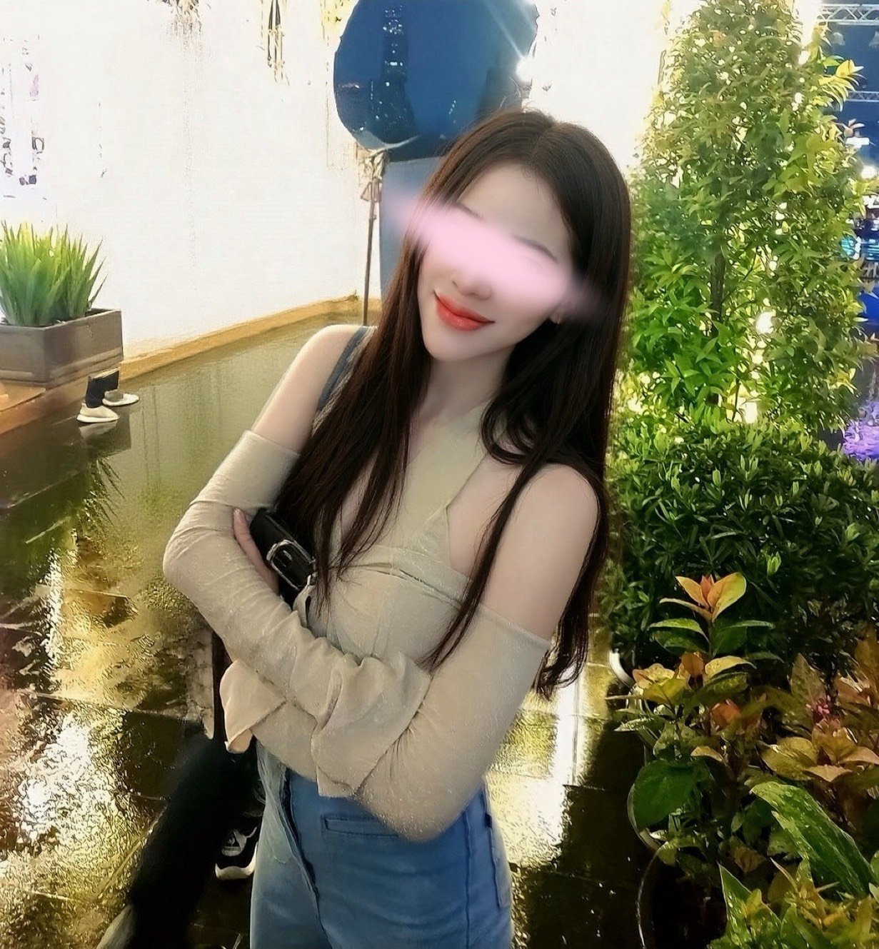 Profile photo of Tingting ถิงถิง from Huai Khwang, Bangkok