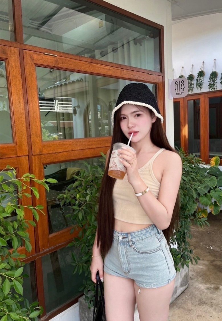 รูปโปรไฟล์ของ ลูกน้ำ 🍥 จากบางแค, กรุงเทพมหานคร - ยืนยันแล้ว